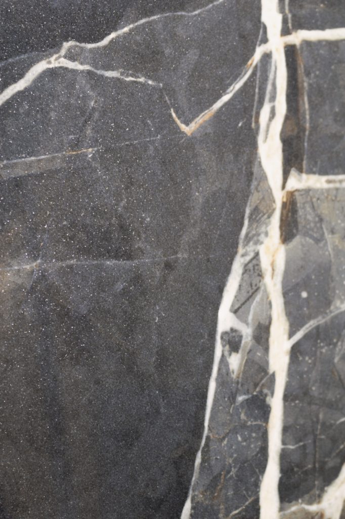 Wow Aquarelle O Greige Gloss 7,5x30 płytka o zaoblonych bokach